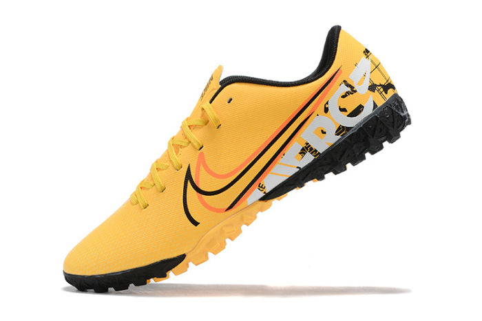 Mercurial Vapor 13 Academy TF Football Shoes