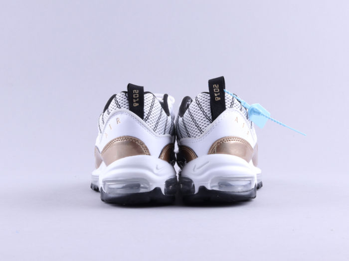 max98 GMT golden by aclotzone