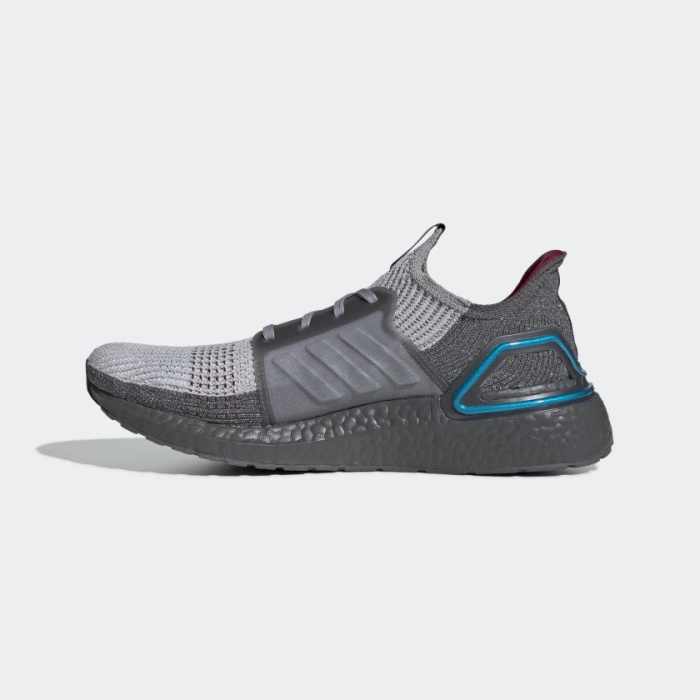 ULTRABOOST 19 STAR WARS SHOES