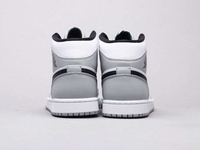 Air Jordan 1 mid by aclotzone