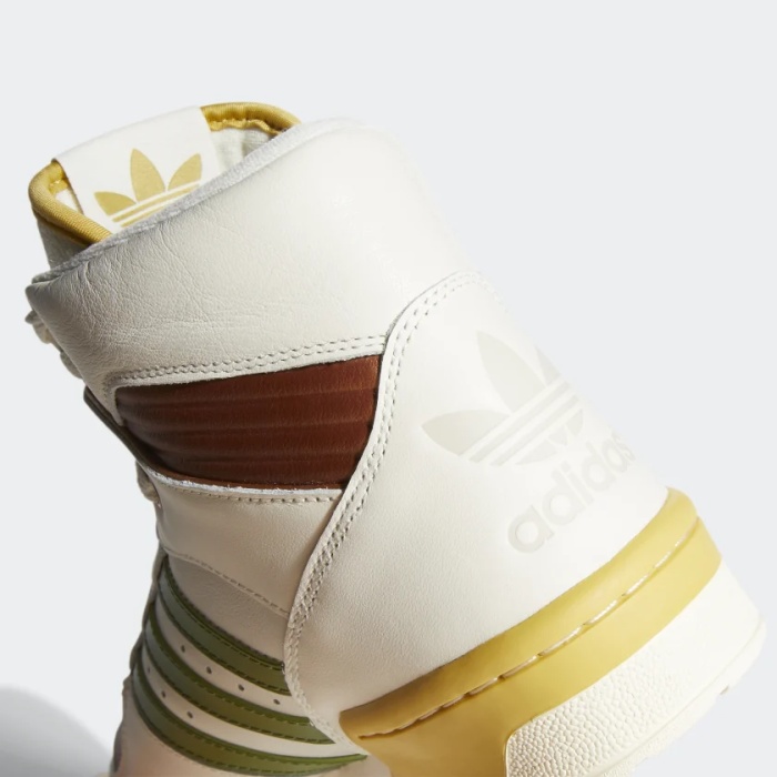 RIVALRY SHOES