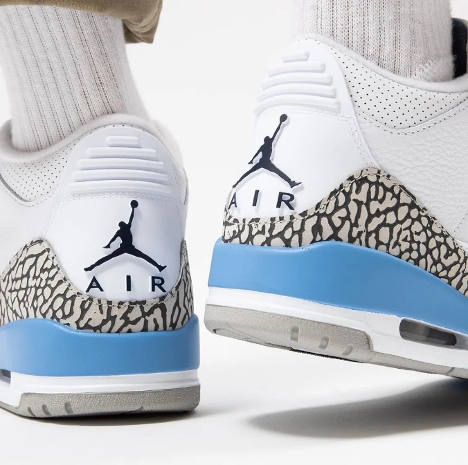 air Jordan3 Retro Valor Blue