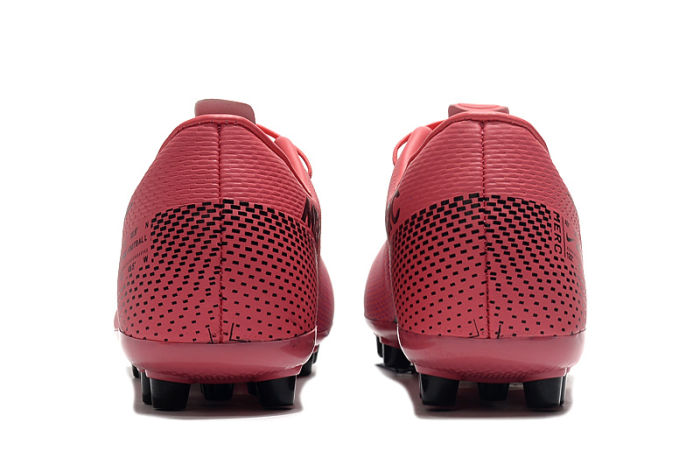 Mercurial Vapor XIII Elite AG Football Shoes