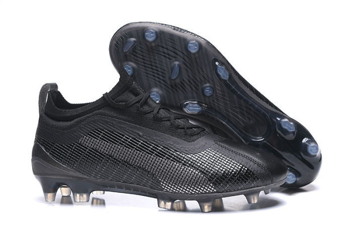 One 5.1 FG∕AG Football Boots