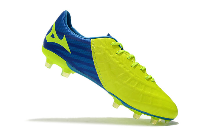 Rebula 3 FG Football Shoes