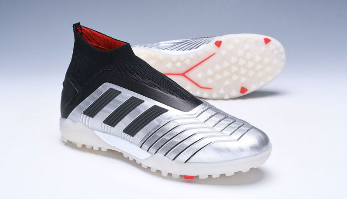 Predator 19 TF Football Boots