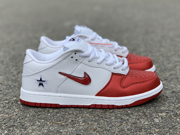 Supreme x Nike SB Dunk Low by shootjerseys