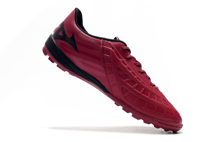 Rebula 3 TF Football Shoes