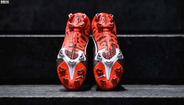 Mercurial Vapor XIII Flyknit 360 SE FG Football Shoes