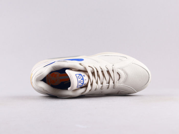 Max180 Sportwear white and blue by aclotzone