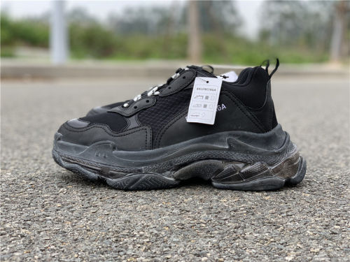 Balenciaga Triple-S Sneaker black