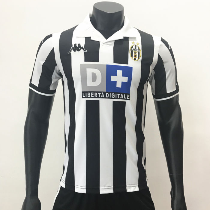 Juventus 1999/2000 Home Retro Soccer Jerseys