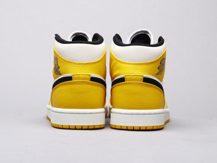 NIKE Air Jordan 1 mid Lakers by aclotzone