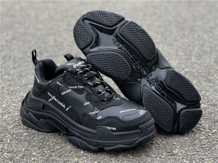 Balenciaga black