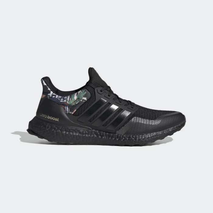 ULTRABOOST DNA SHOES