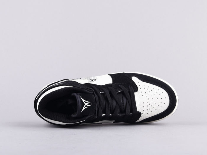 NIKE Air Jordan 1 mid Black month by aclotzone