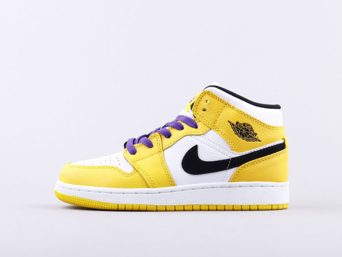 NIKE Air Jordan 1 mid dynasty by aclotzone