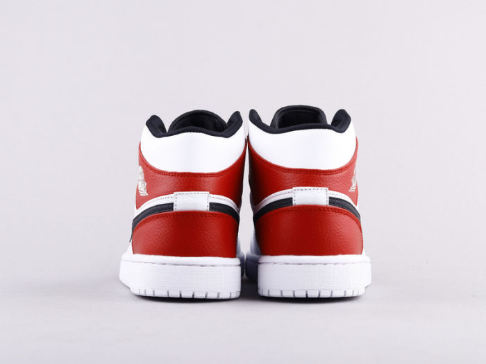 NIKE Air Jordan 1 mid Chicago by aclotzone