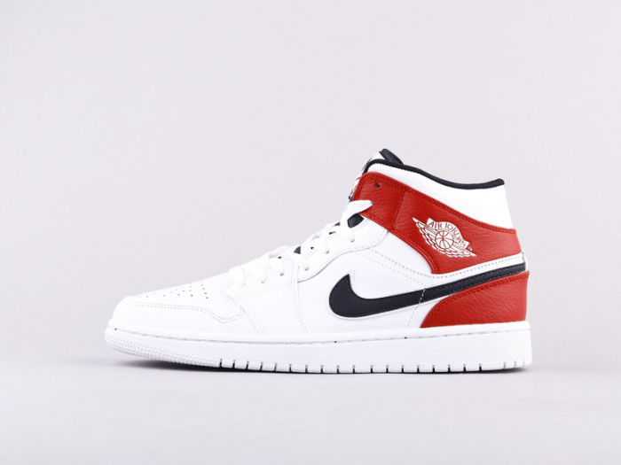 NIKE Air Jordan 1 mid Chicago by aclotzone