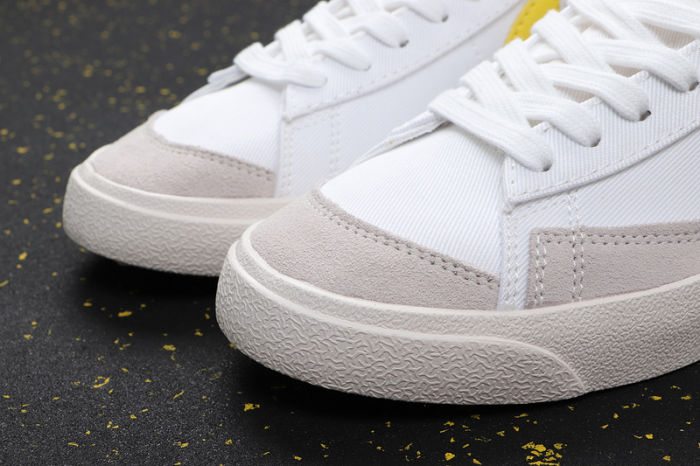 Blazer Mid Classics