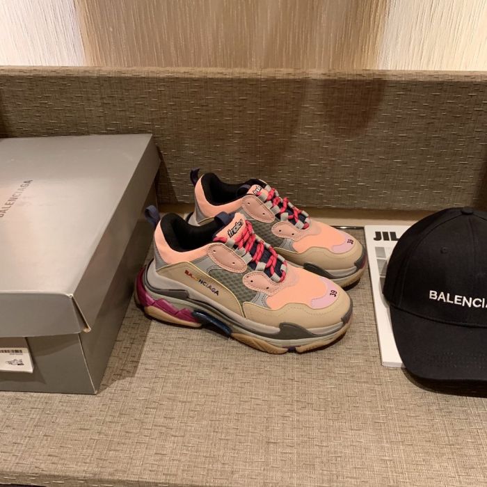 Balenciaga triple-s dad shoes