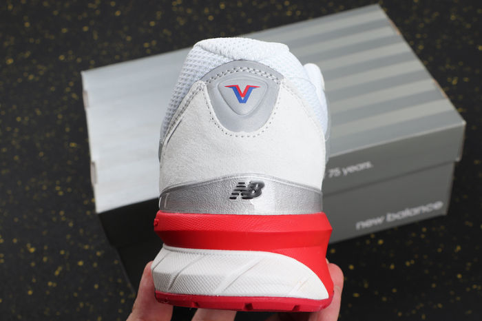 NB990 Classics 007