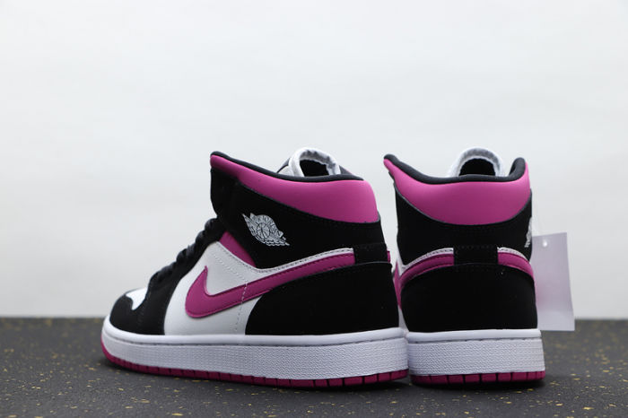 AJ 1 Mid Retro Classics Shoes BQ6472-005