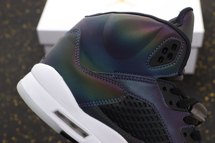 AJ5 Retro Classics Shoes CD2722-001