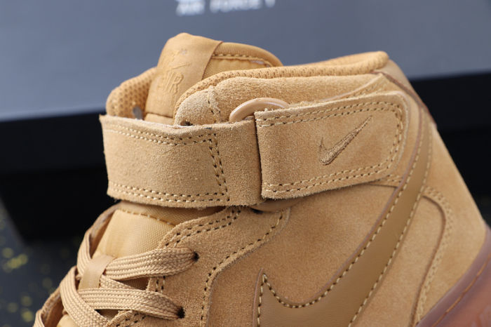 Air Force 1 Low 07 LV8 Wheat Flax K17