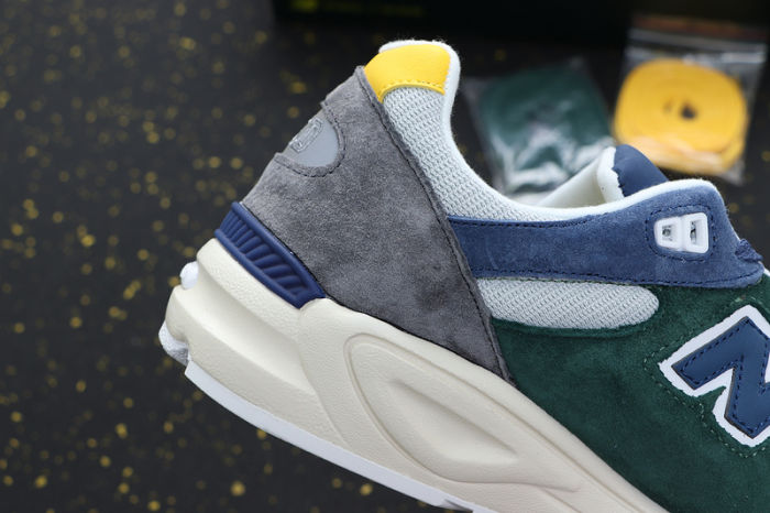 NB990 M990LA2
