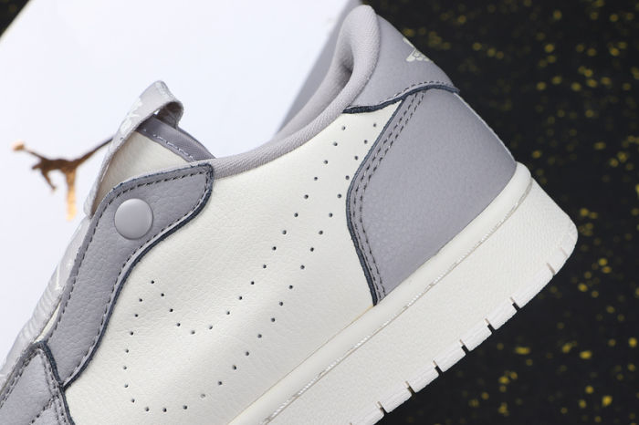 AJ 1 Low Retro Classics Shoes AV3918- 001