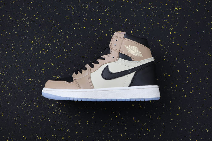 AJ 1 High Retro Classics Shoes AH7389-003