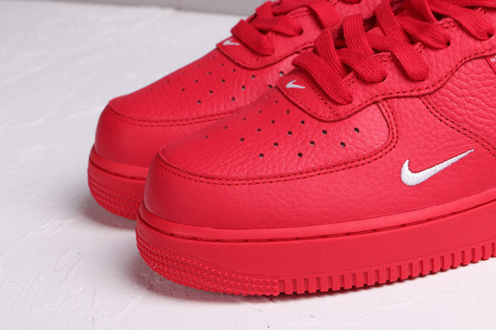 Air Force 1 Mid LV8