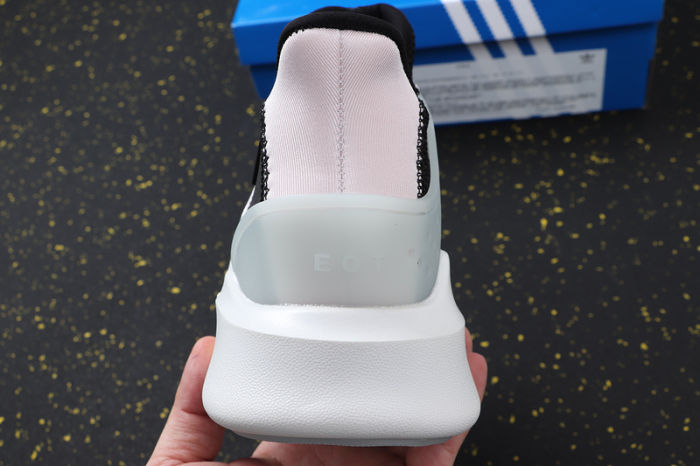 EQT Back ADV