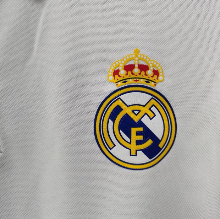 Real Madrid 2016/2017  Retro Classic  home soccer jerseys