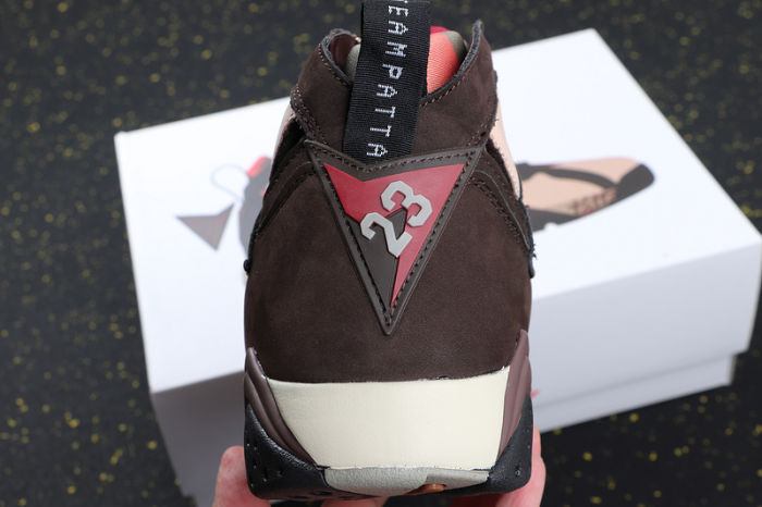 AJ7 Retro Classics Shoes AT3375-200