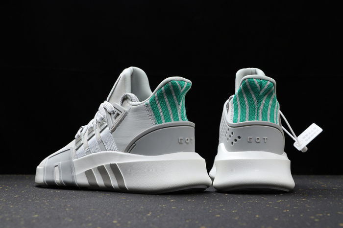 EQT Back ADV