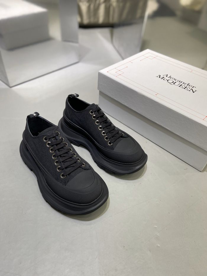 AlexanderMcQUEEN Early spring new lace up sneaker
