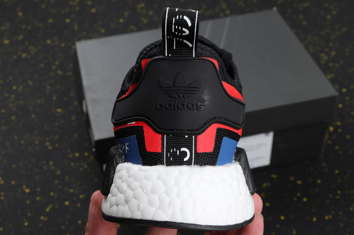 NMD_R1 Boost