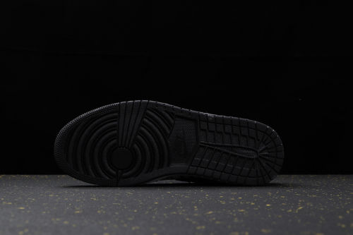 AJ 1 Low Retro Classics Shoes 553560-057