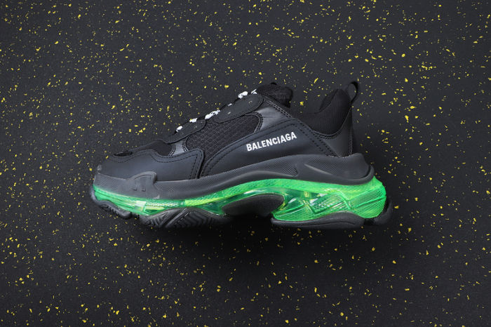 Triple S Classics DA96