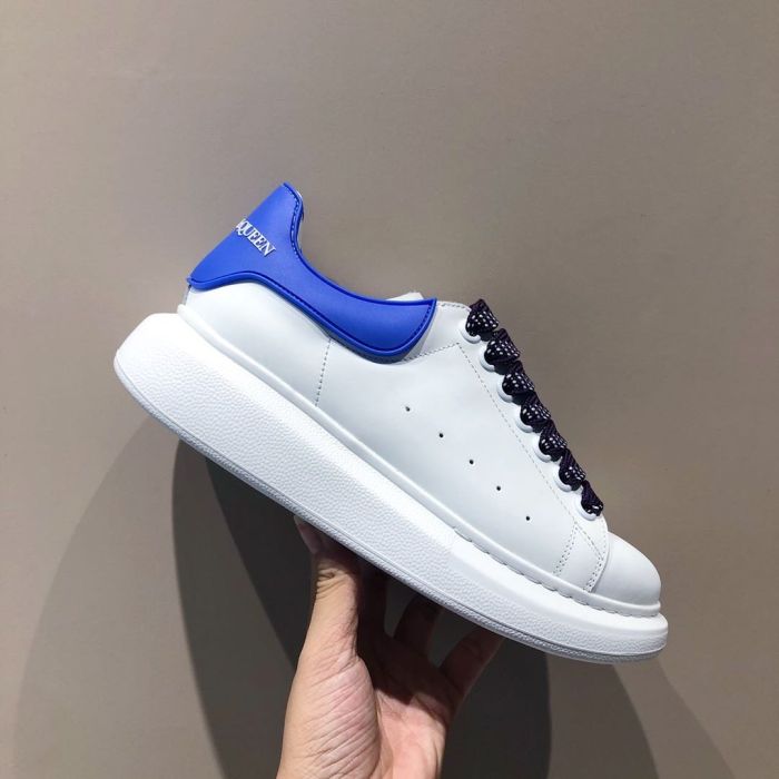 The 2020 autumn and winter new product counter syncs AlexanderMcQUEEN male. Lesbian McQueen [rose] new color outsole and leather new color [rose] white shoes, shop purchase original version 1⃣️:1⃣️Create: new last shape, new silk imported leather fabric identical to the original, new silk imported Sheepskin feet + silk imported sheepskin