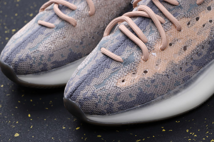 YEEZY BOOST 380 Alien