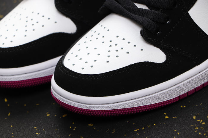 AJ 1 Mid Retro Classics Shoes BQ6472-005