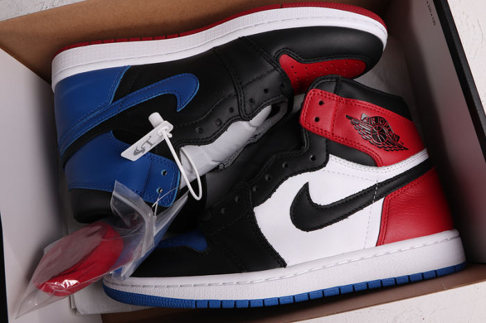 AJ 1 High Retro Classics Shoes 555088-026