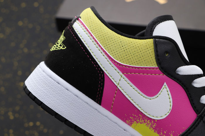 AJ 1 Low Retro Classics Shoes CW5564-001