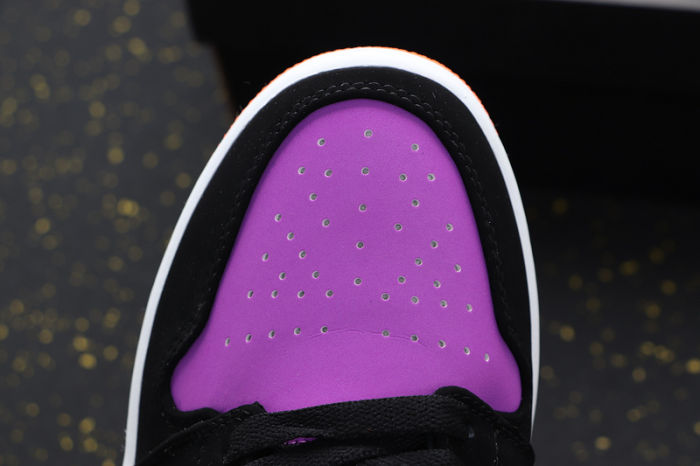 AJ 1 Mid Retro Classics Shoes 554724-083