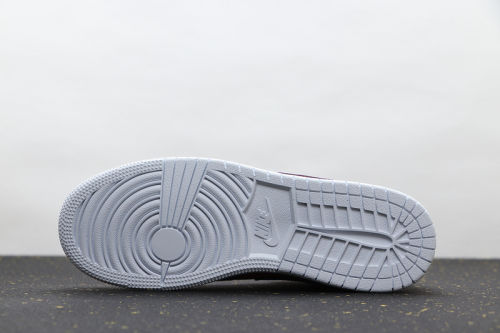 Women's AJ 1 Mid Retro Classics Shoes AV5174-800
