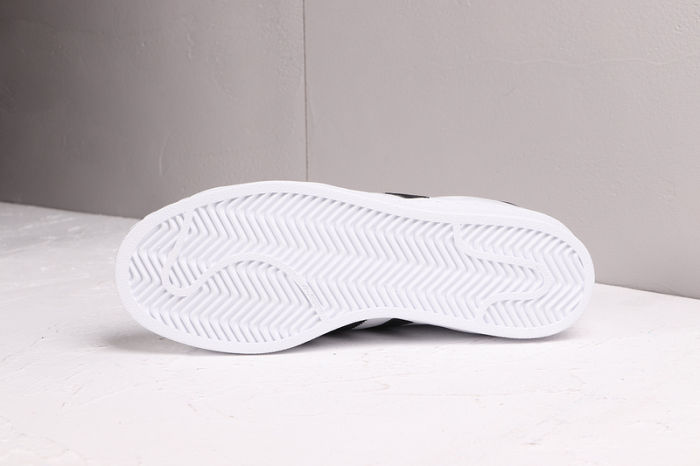 Women's Superstar Classics