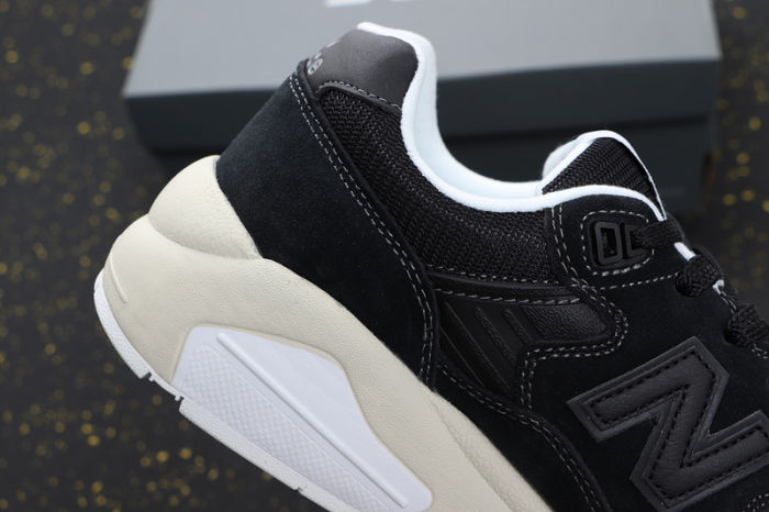 NB580 Classics 004